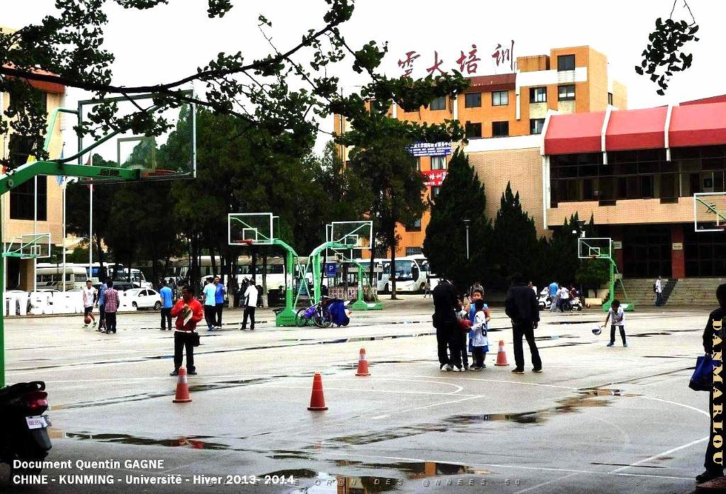 041-Quentin - Kunming .JPG